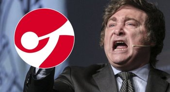 Milei contra Clarín: los acusó de extorsión y les lanzó una advertencia