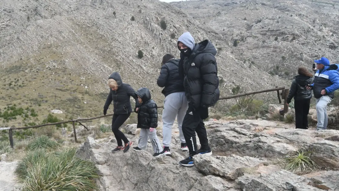 La industria del turismo se desploma: vacaciones con destinos vacíos y crisis en hotelería