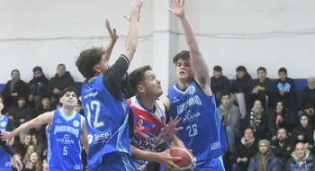 Barrio Hospital se ganó el pase a la final y Argentino, el aplauso de su gente