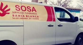 Un bahiense murió mientras manejaba el utilitario de una empresa fúnebre
