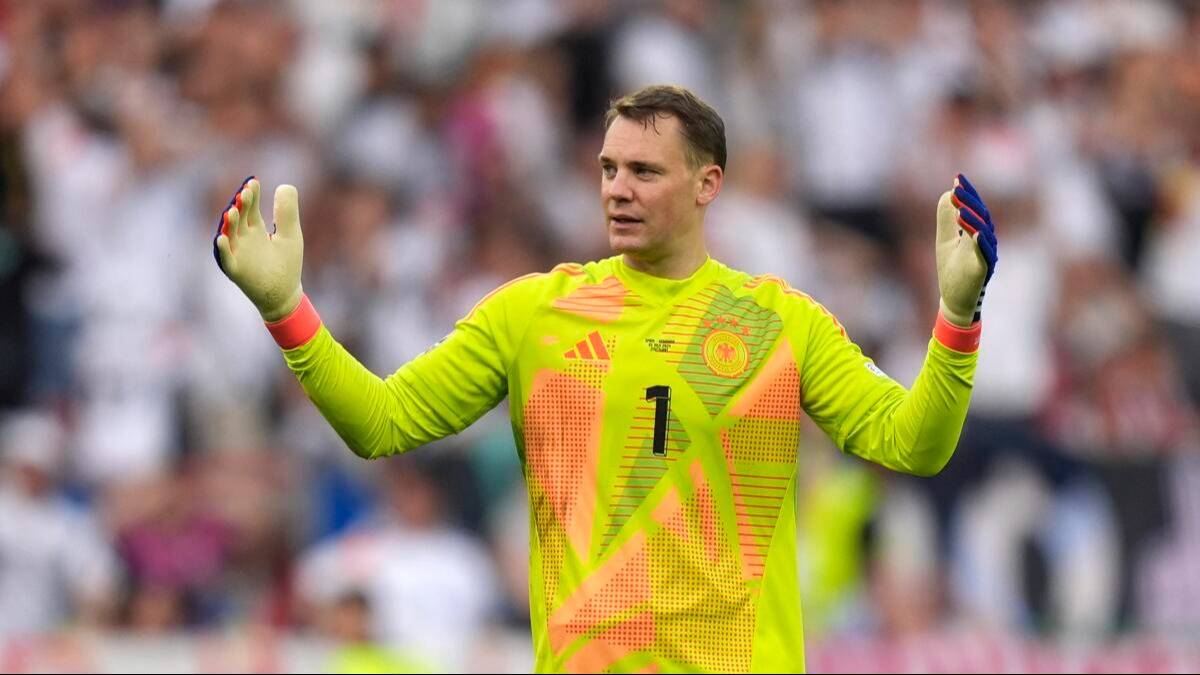 El arquero alemán Manuel Neuer anunció su retiro: "Este final es muy doloroso”