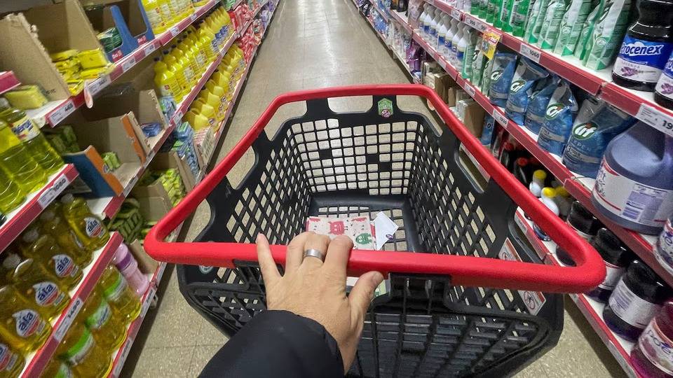 Advierten que la falta de inversiones frena la recuperación del consumo