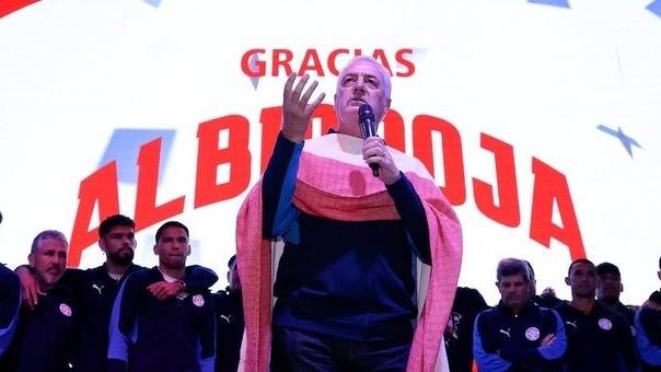 "Si algo me enseñaron estos muchachos es que los imposibles no existen", dijo Gustavo Alfaro