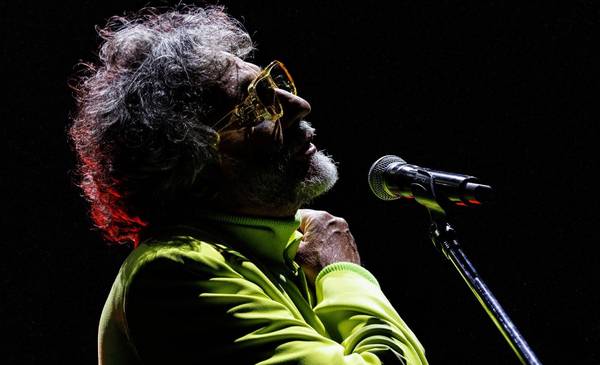 Fito Páez en vivo durante la gira Sale el Sol