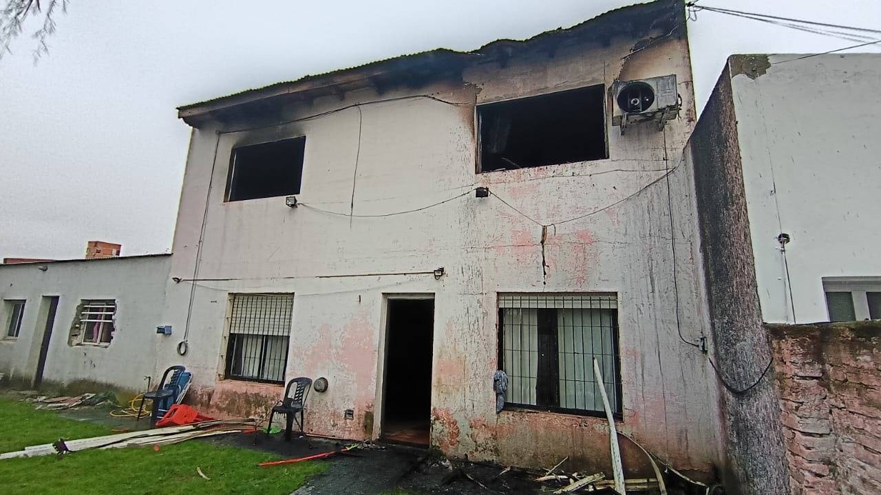 Falleció una mujer de 58 años en un incendio en el barrio Kilómetro 5