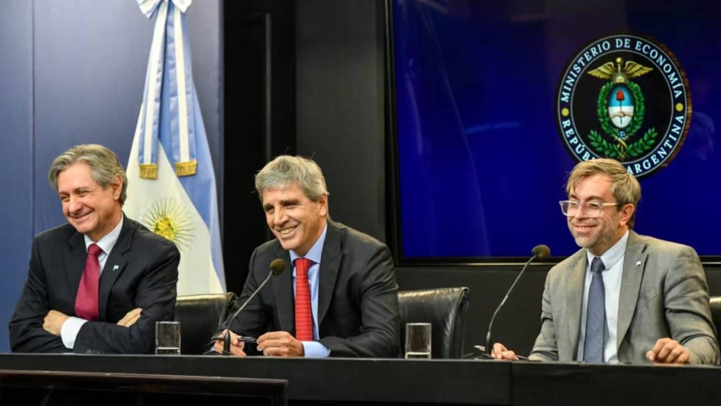 El Gobierno afirmó que busca impulsar el crédito pero descartó implementar un “plan platita”