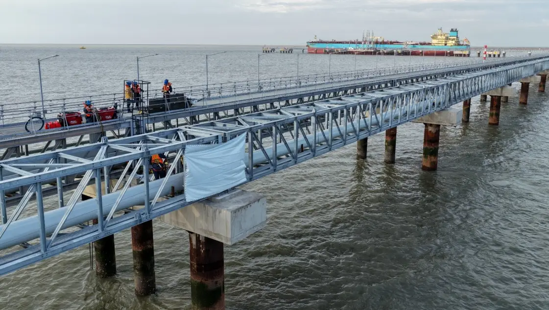 Avanza en Rosales la ampliación de un muelle estratégico para Vaca Muerta
