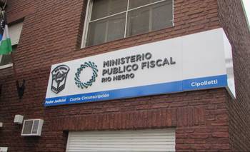 Cipolletti: roció a su pareja con combustible e intentó prenderla fuego, pero su hija evitó el femicidio