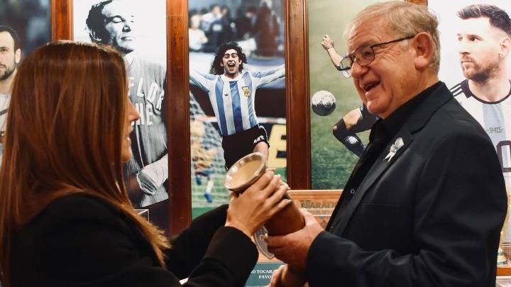 Del escenario al mate: Soledad Pastorutti apadrina un museo nacido del sueño de un vecino de Sierra de la Ventana