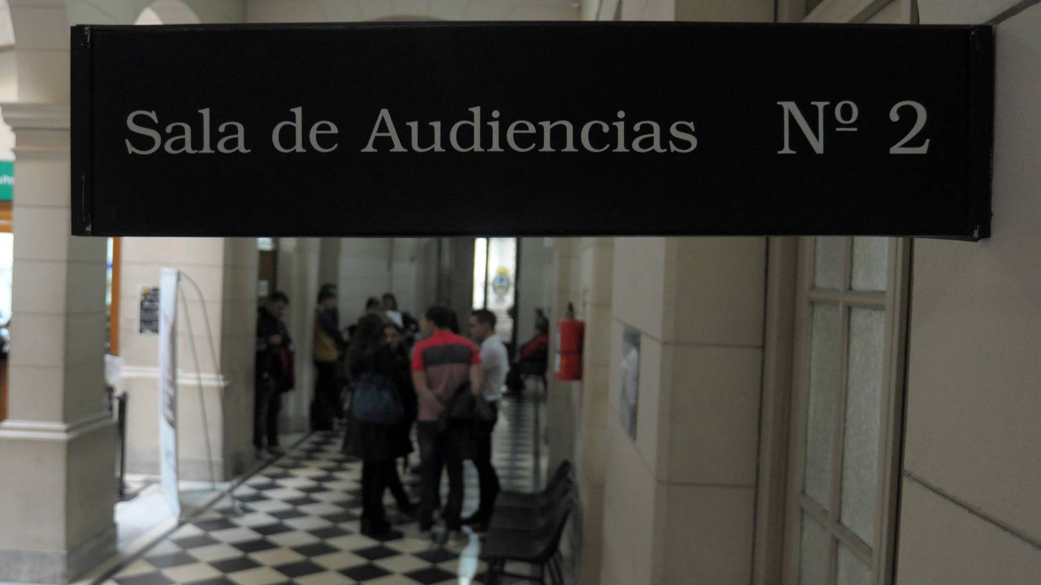 Condenan a 34 años de prisión a un hombre que violó a su hija en Villa Arias