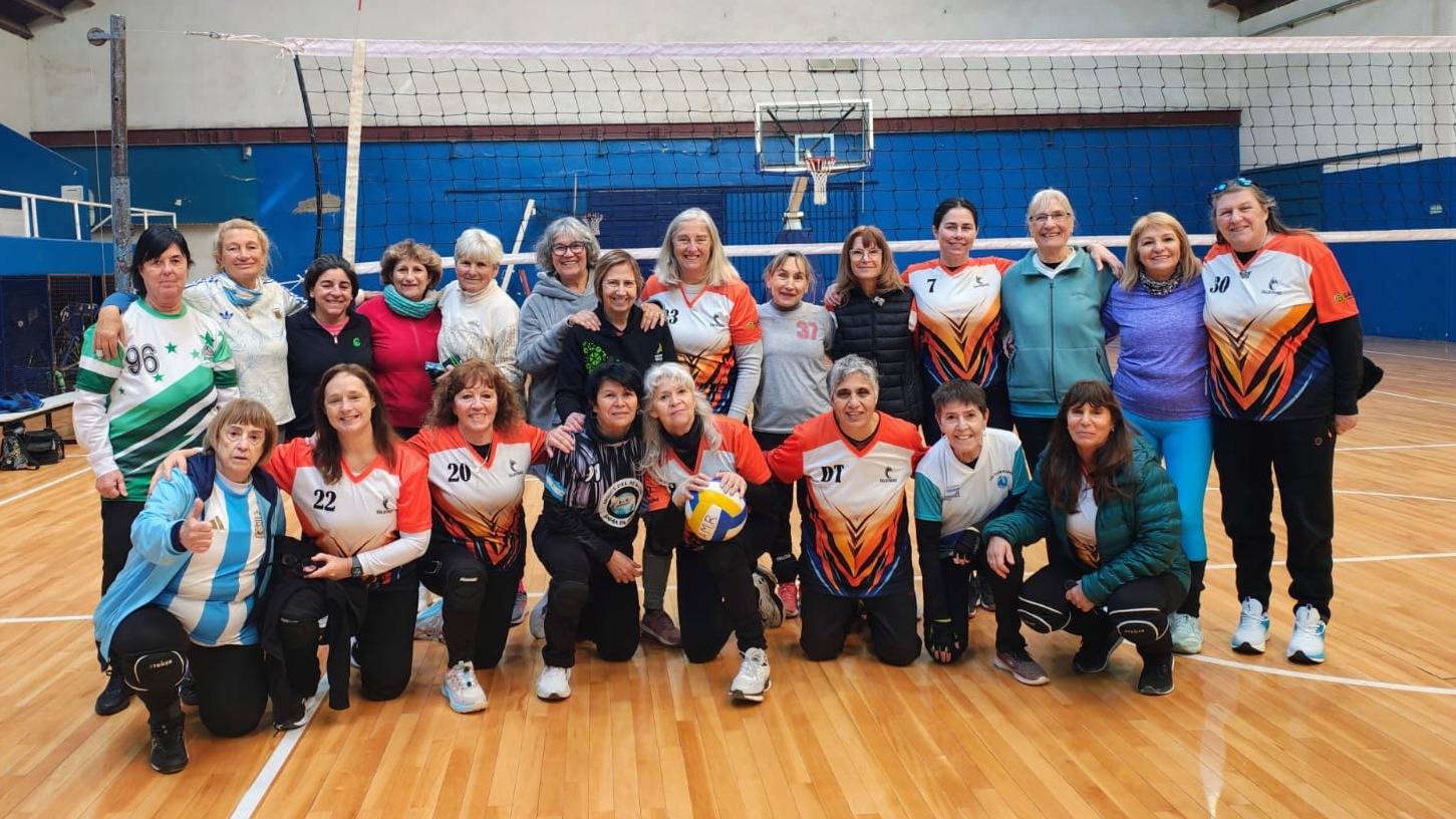  Ivana Gorosito, seleccionadora del newcom de la FEVA, dejó sus enseñanzas en Bahía