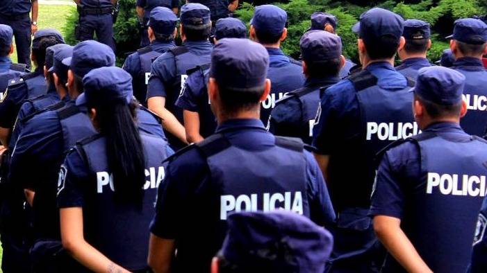 La Provincia anunció un aumento salarial del 7% para las fuerzas de seguridad bonaerenses