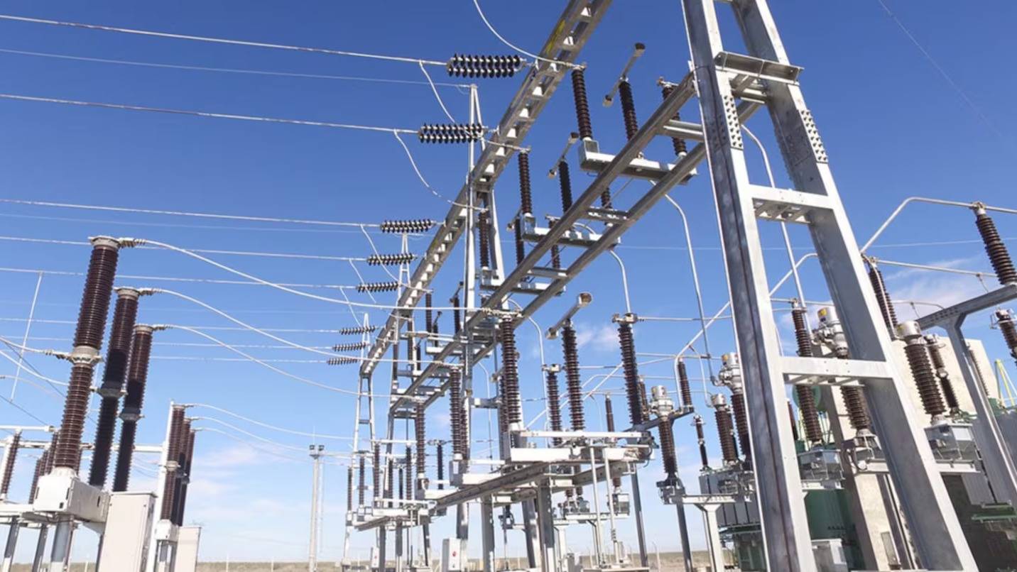 El Gobierno prorrogó la emergencia eléctrica y advirtió que persisten fallas en el abastecimiento