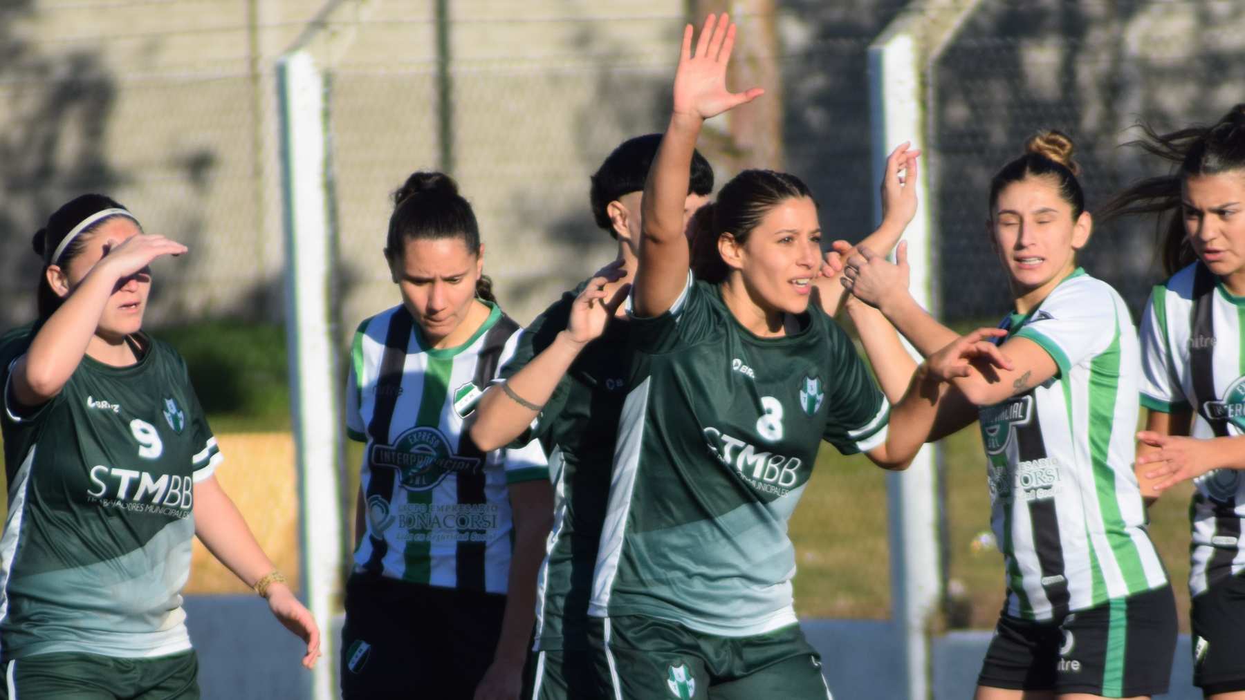 Fútbol femenino: Villa Mitre venció a Municipales y habrá final para definir el Torneo Apertura