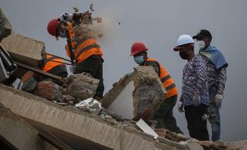 Ascienden a 5.208 los fallecidos tras los terremotos en Venezuela