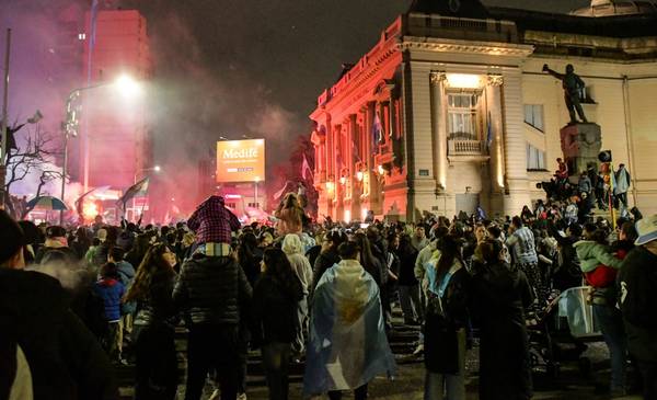 Ocho detenidos el saldo de los festejos post mundialistas