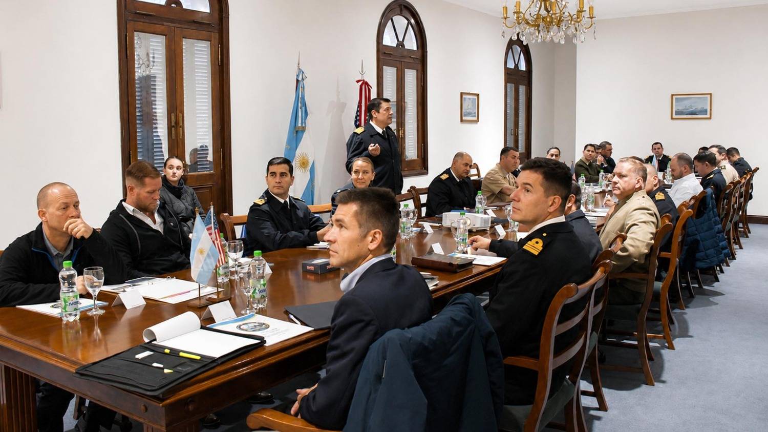 Armadas de Argentina y Estados Unidos se reunieron para planear un ejercicio multinacional