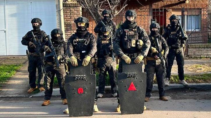 Drogas: allanaron una casa y una celda en la cárcel de Villa Floresta