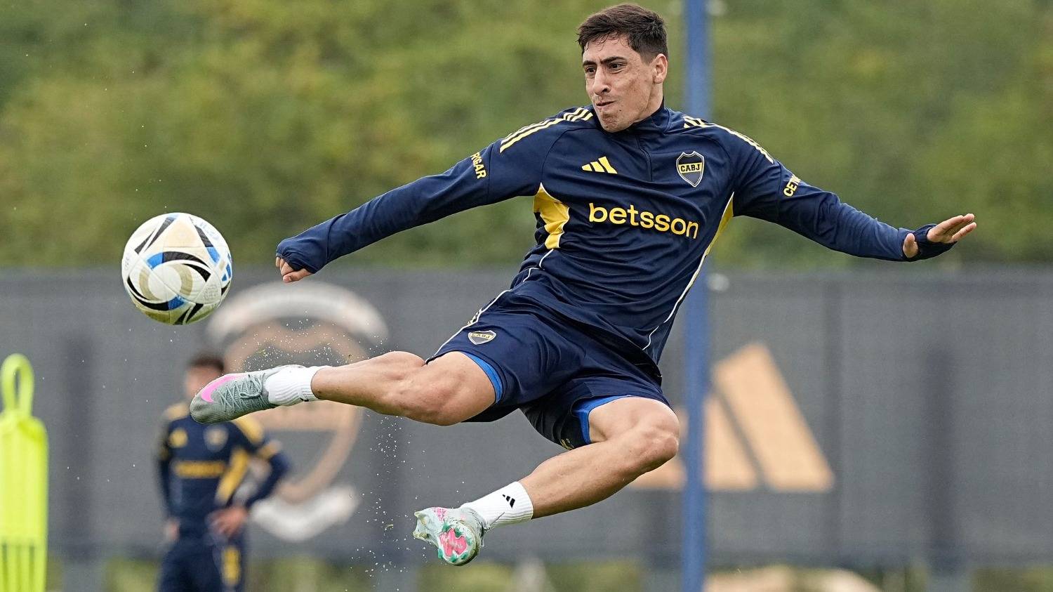 Hora, TV y formaciones: Boca debuta como visitante ante Riestra