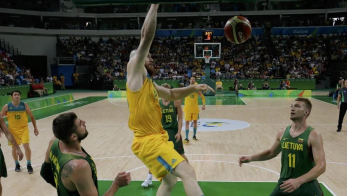 Básquetbol: Australia es el primer semifinalista
