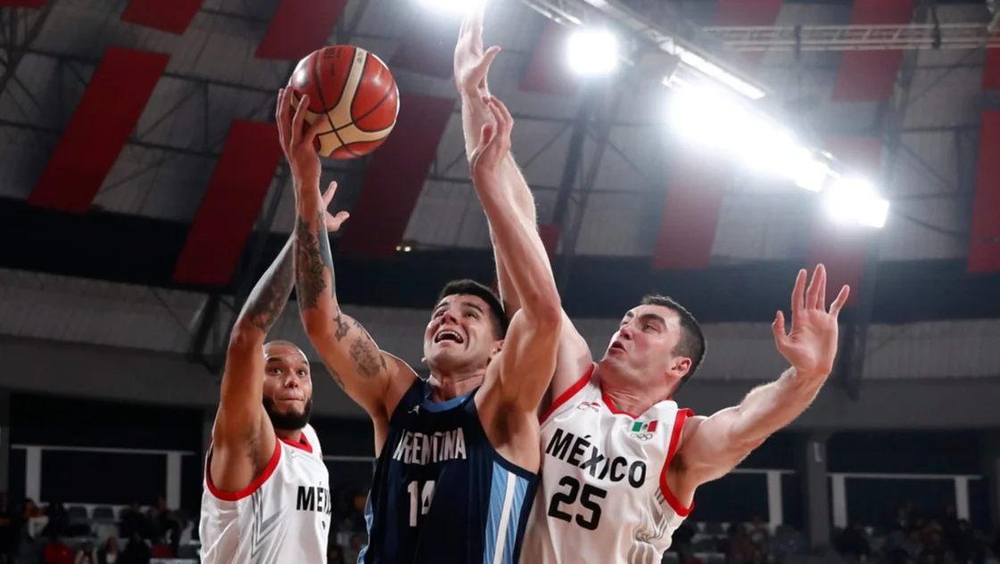 La selección de básquet perdió su invicto, pero se quedó con el grupo La selección de básquet perdió su invicto, pero se quedó con el grupo