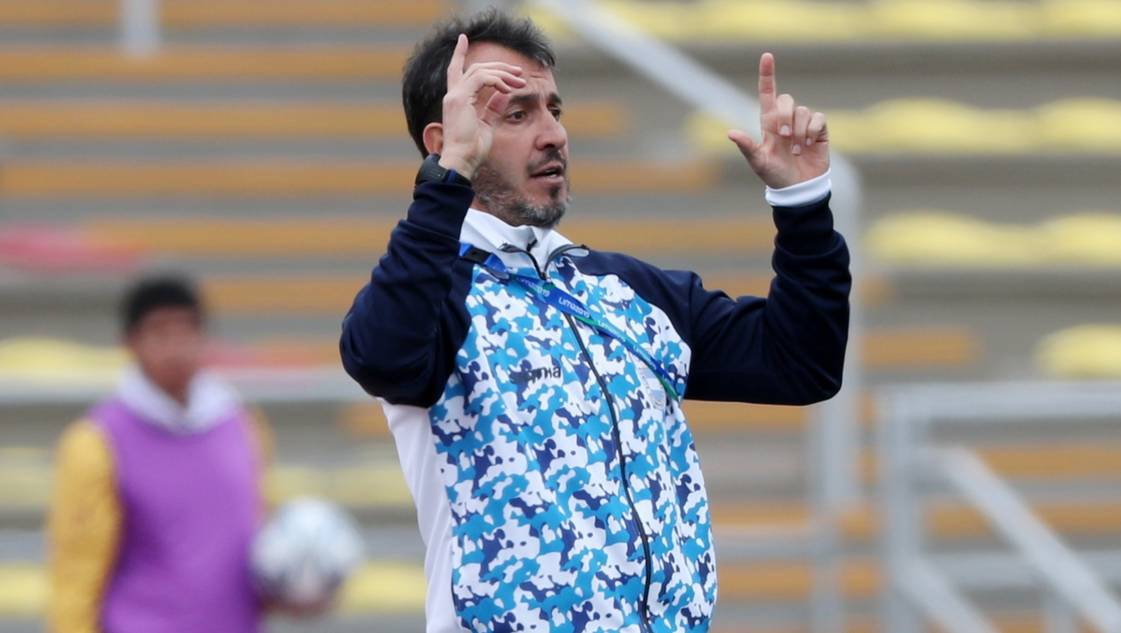 "Hay que disfrutarlo, pero siempre con los pies sobre la tierra", dijo el DT de Argentina "Hay que disfrutarlo, pero siempre con los pies sobre la tierra", dijo el DT de Argentina