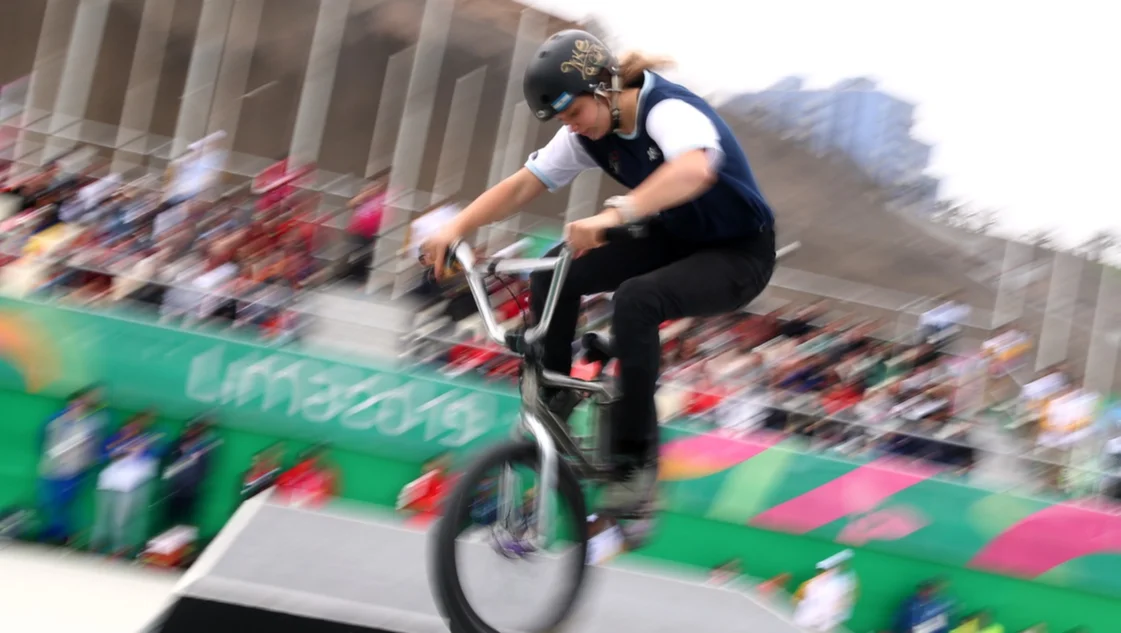 BMX freestyle: la bahiense Agustina Roth ganó la de bronce y Argentina llegó a las 100 medallas BMX freestyle: la bahiense Agustina Roth ganó la de bronce y Argentina llegó a las 100 medallas