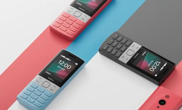 Nokia ha rilanciato i cellulari classici: una tastiera fisica e una durata della batteria di un mese