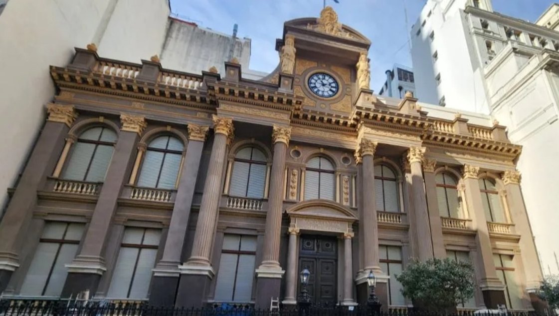 El Banco Central compró divisas pero las reservas retrocedieron: qué pasó El Banco Central compró divisas pero las reservas retrocedieron: qué pasó