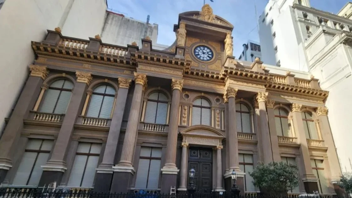El Banco Central compró divisas pero las reservas retrocedieron: qué pasó