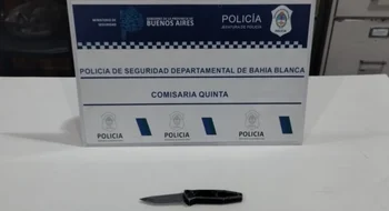 Apuñalaron a un chico de 19 años cuando intentaban robarle la moto
