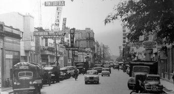 Sesenta años en dos cuadras: la ciudad que cambia y (no) se olvida