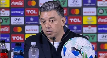 Gallardo, tras la clasificación de River: analizó el partido, se cruzó con un periodista y cortó la conferencia