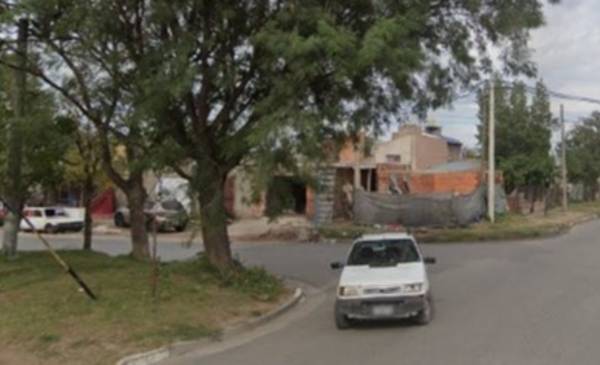 Dos hombres sufrieron lesiones en un choque de motos - La Nueva