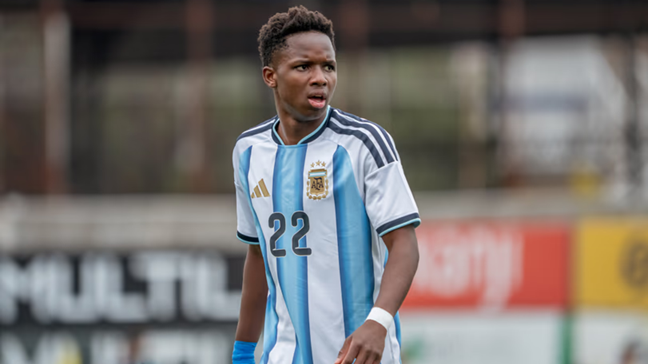 Kiki Ramos, después de debutar con gol en la Selección juvenil: "En Argentina nunca me sentí discriminado"