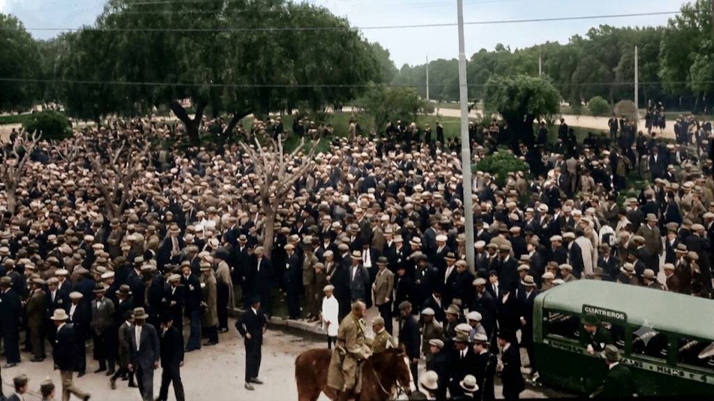 El mundial 1930: Ilustraciones, fotos y un enviado especial