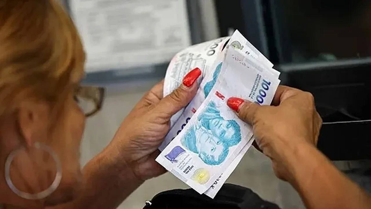 Cae el consumo: los impuestos y servicios absorben cada vez más el gasto familiar