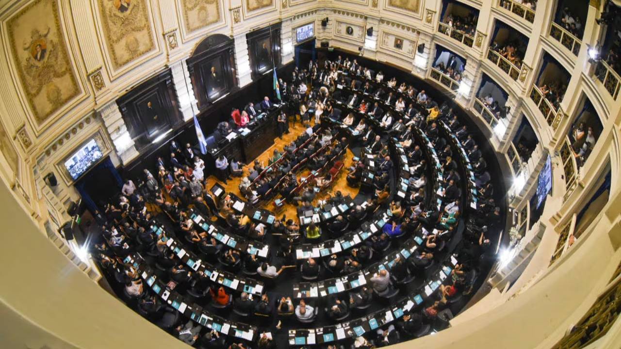La Libertad Avanza propone eliminar el Senado bonaerense para crear una Legislatura unicameral