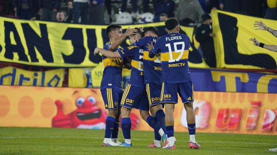 Hora, TV y formaciones: Boca recibe a Vélez en cancha de Huracán
