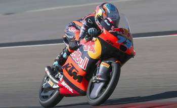 Valentín Perrone volvió al podio en Moto3 con un tercer puesto en el GP de Gran Bretaña