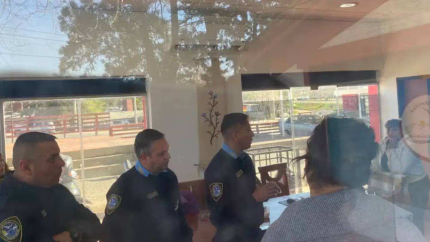 Córdoba: una intendenta interina se negó a abandonar su cargo y estuvo atrincherada en la municipalidad