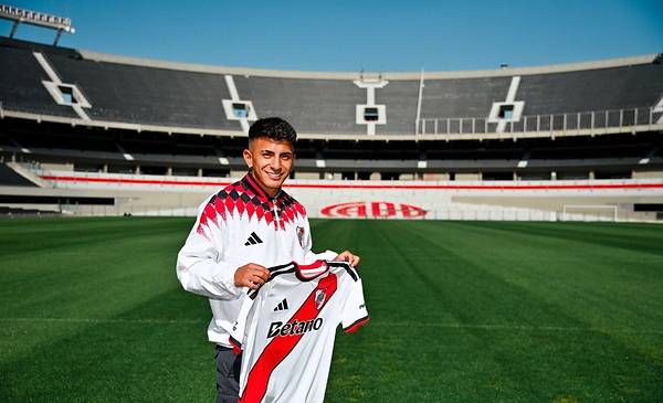 River presentó a Thiago Almada y sumó otro campeón del mundo: los detalles del contrato