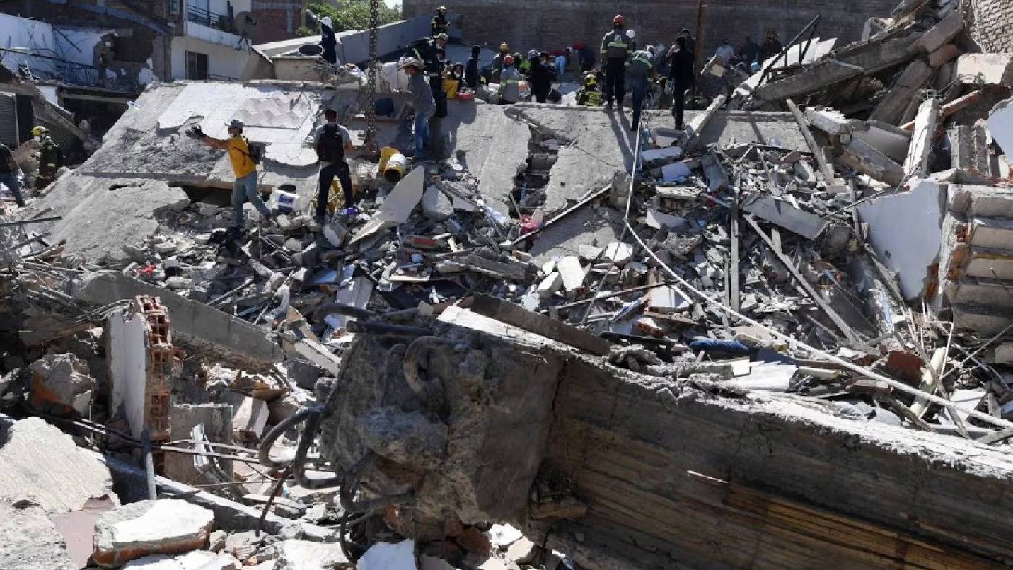 Qué provocó el terremoto de magnitud 7,4 que sacudió gran parte de Colombia