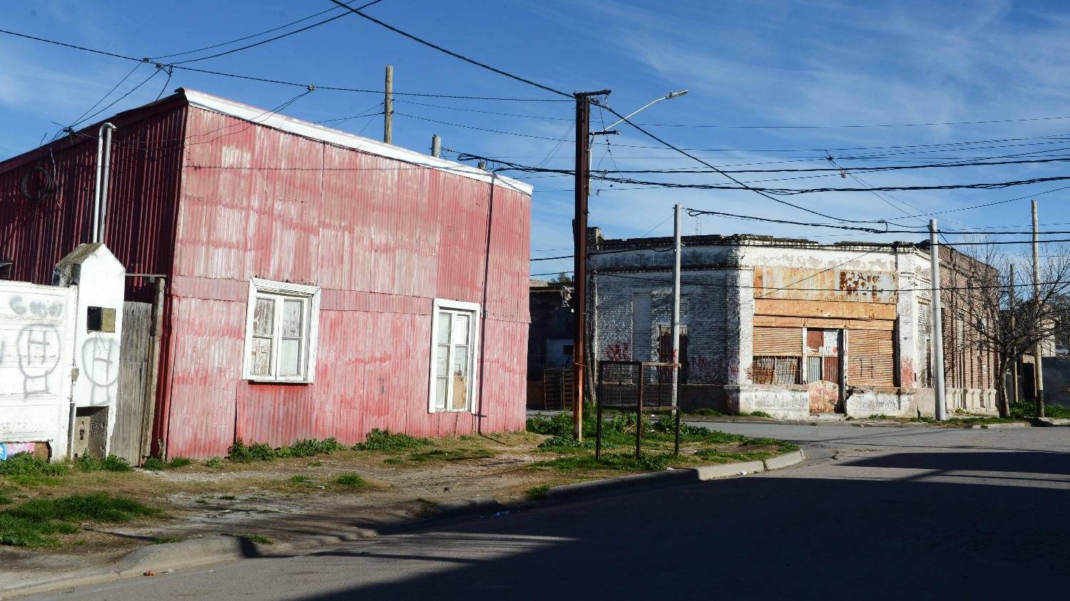 El boulevar que vive en la memoria: los Marinissen y aquel White de playas, trenes y veranos