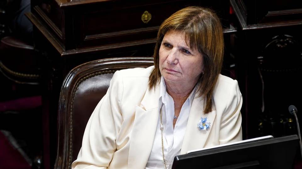Bullrich tomó distancia de Milei y admitió que "algunos sectores están pasando un momento difícil"