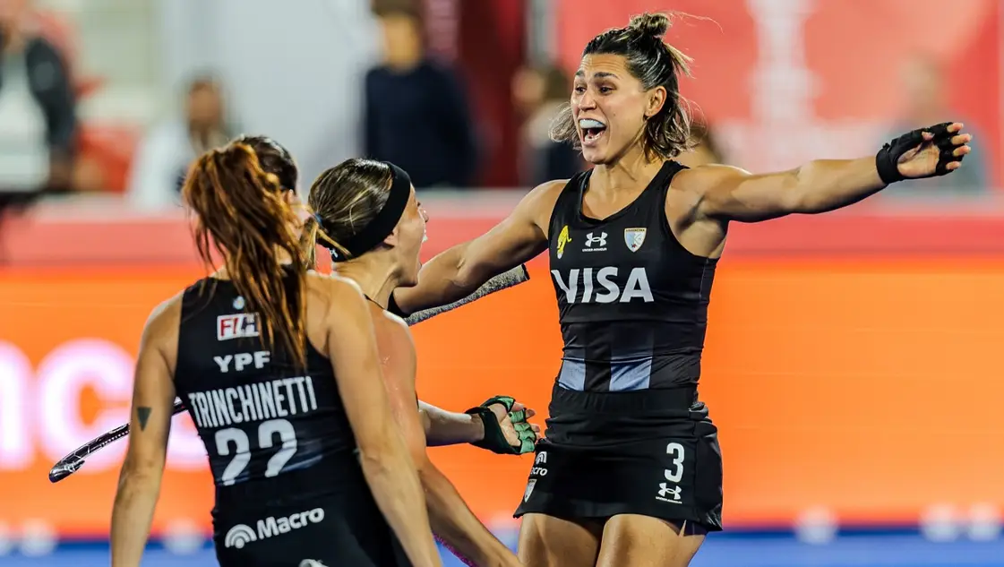 Las Leonas golearon a España y se clasificaron anticipadamente a las semifinales del Mundial
