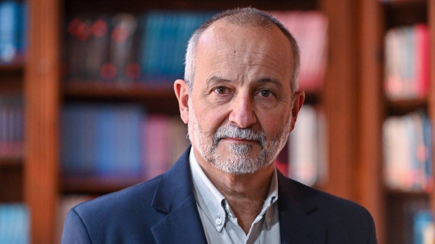 Adrián Pignatelli: La historia nos da la  oportunidad de no repetir errores