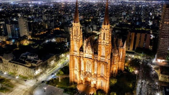 Superó a Notre Dame y Florencia: la catedral argentina elegida como la más linda del mundo