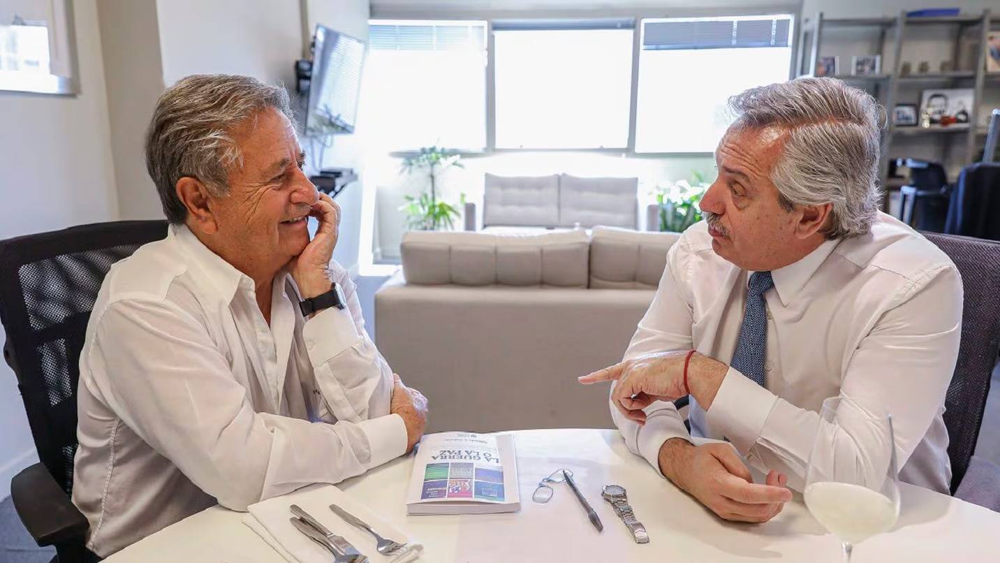 Vacunatorio VIP: citaron a indagatoria a Duhalde, Taiana, Zannini y a otros 31 dirigentes