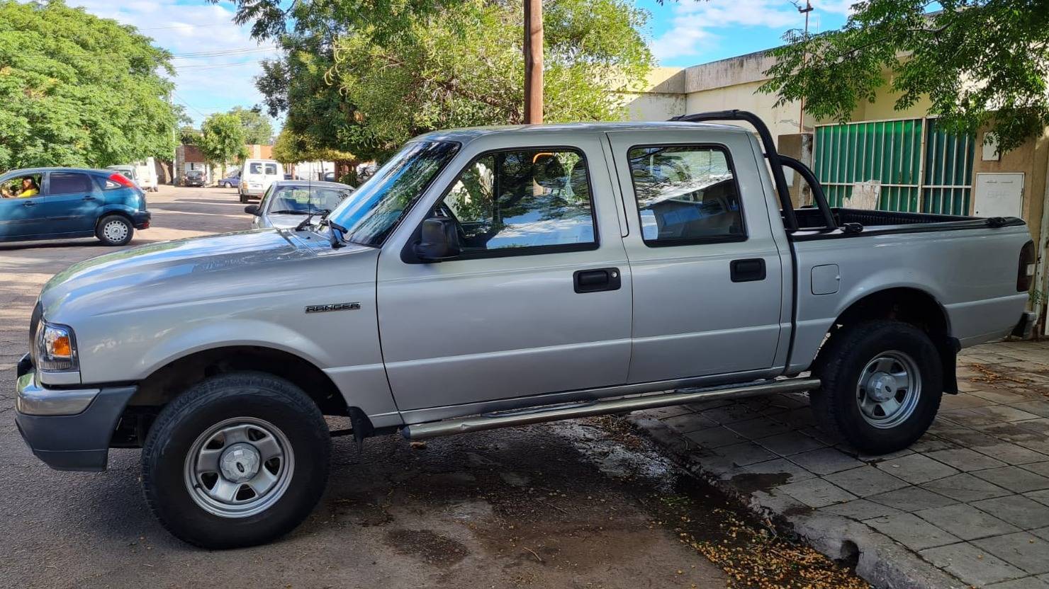Recuperaron una camioneta robada en el barrio San Martín